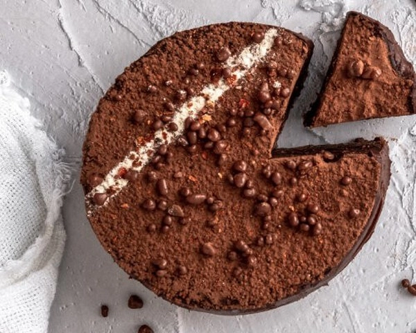 cokoladna torta brez peke